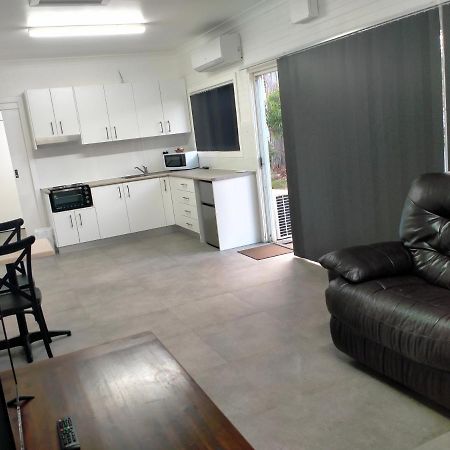 Australian Motor Home Tourist Park Twelve Mile Creek Karuah Exteriör bild